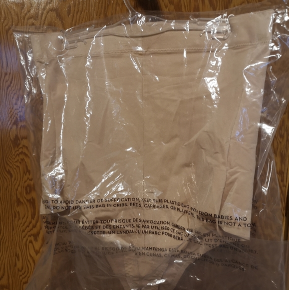 SPANX  High-Waisted Thong - Picture 9 of 10